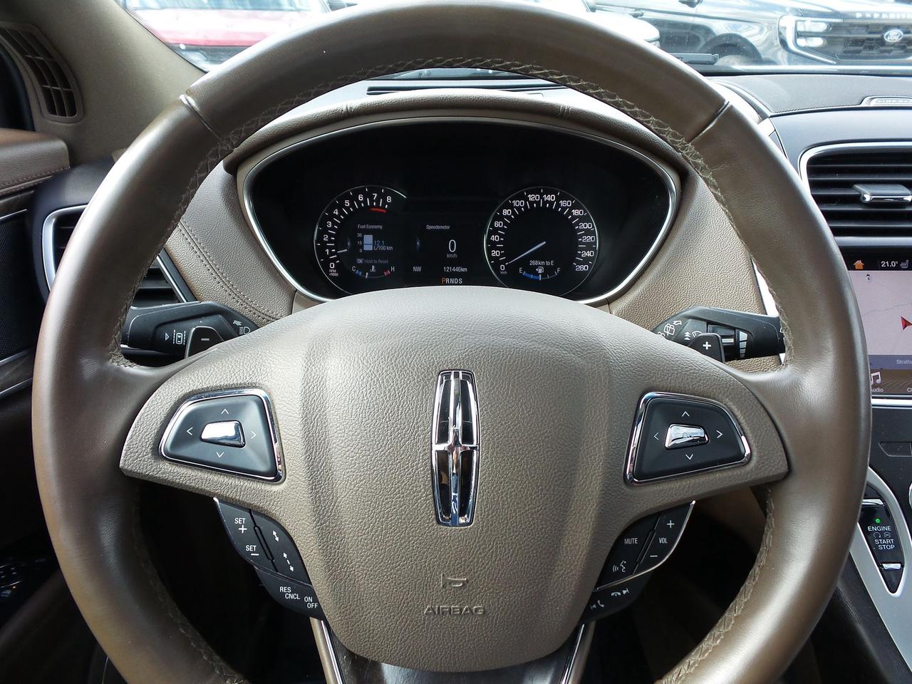 2018 Lincoln MKX UPGRADED 3.7L ENGINE, MOONROOF, TECH, 20'S! Photo