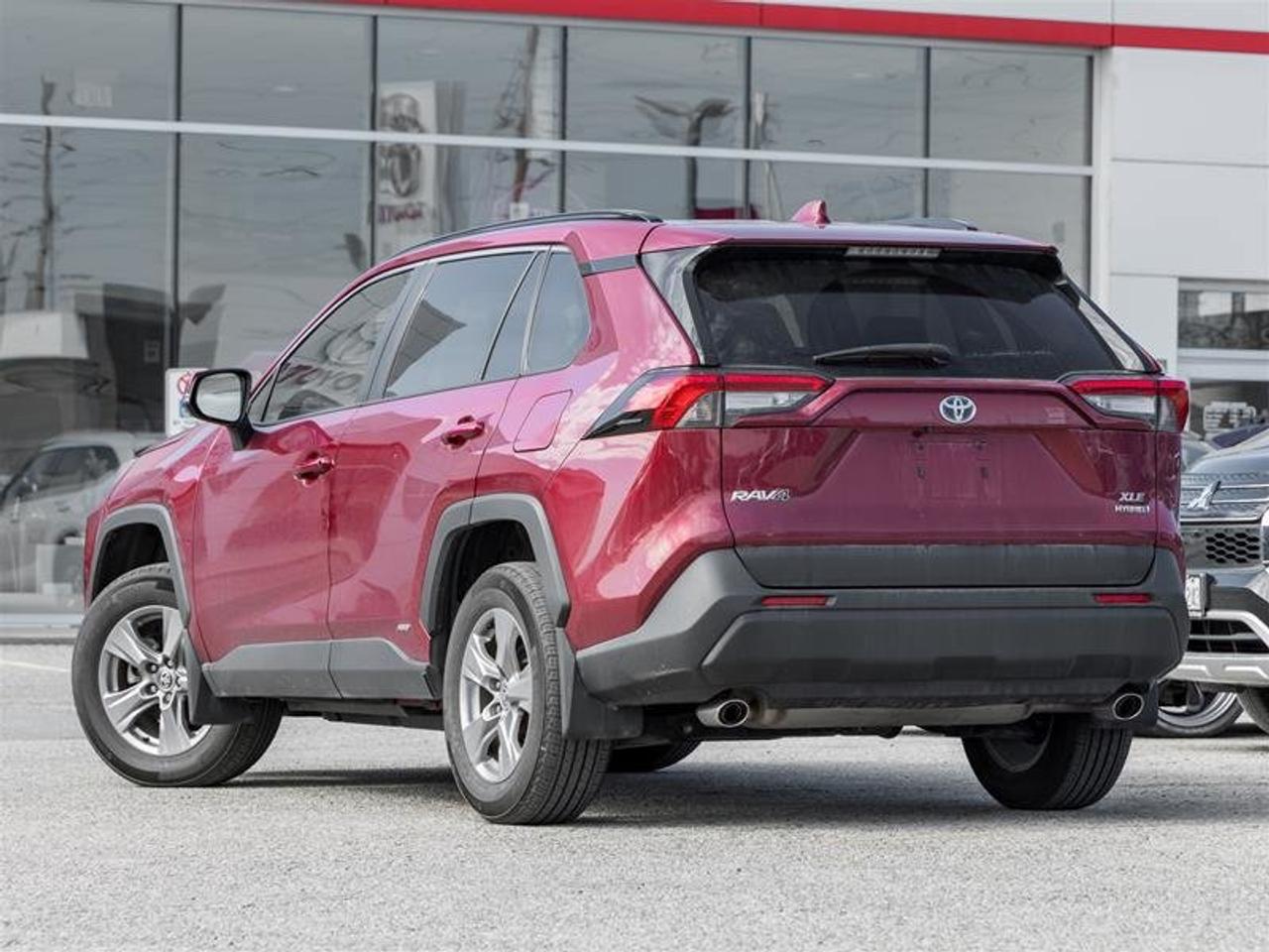 2023 Toyota RAV4 Hybrid XLE AWD Heated Seats| Backup Camera| Moonroof| XLE| AWD Photo