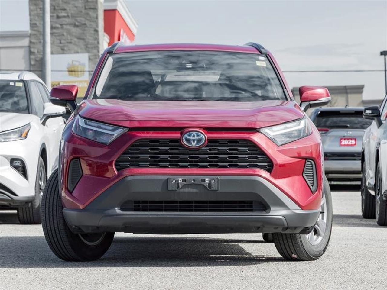 2023 Toyota RAV4 Hybrid XLE AWD Heated Seats| Backup Camera| Moonroof| XLE| AWD Photo