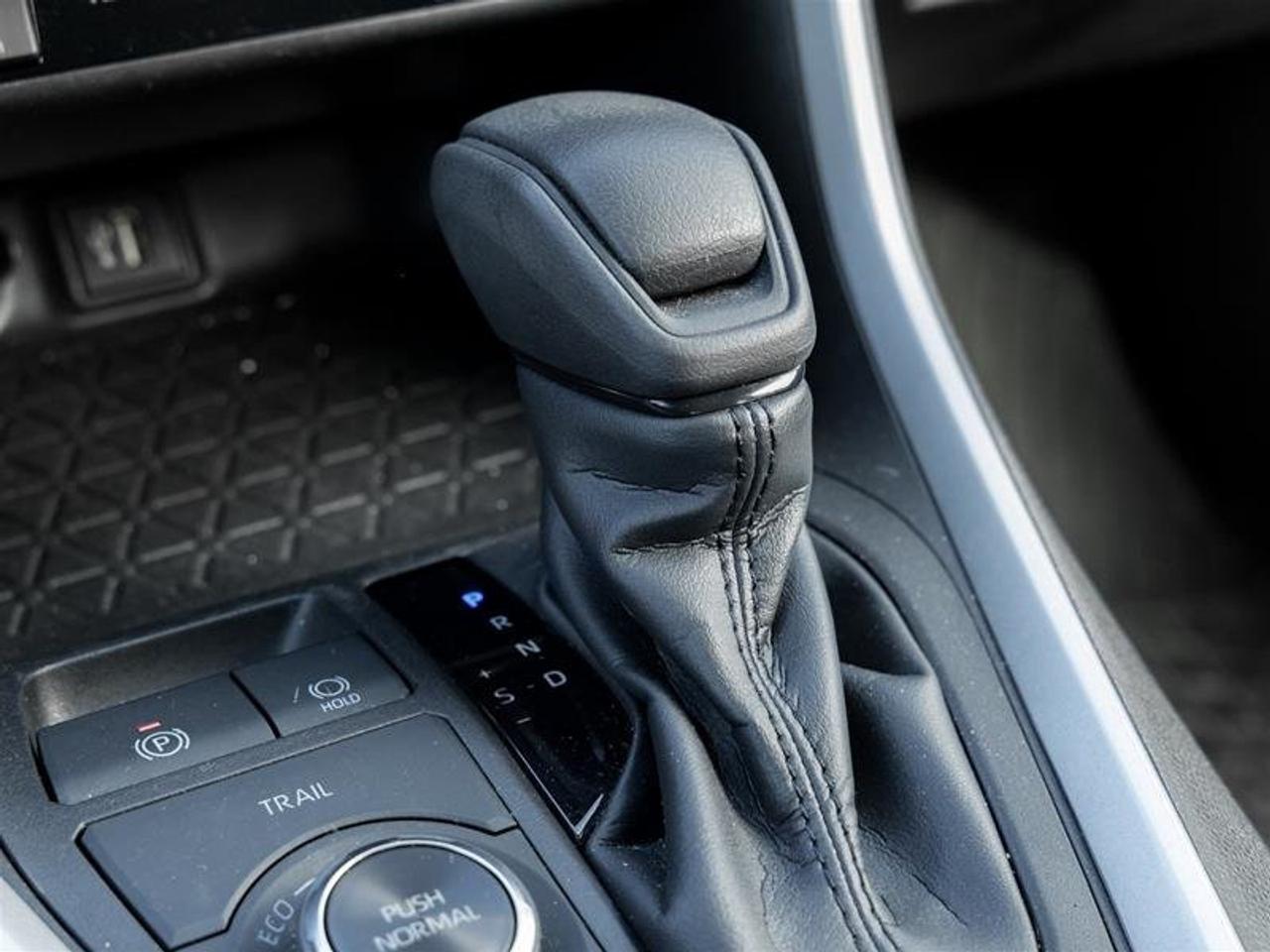 2023 Toyota RAV4 Hybrid XLE AWD Heated Seats| Backup Camera| Moonroof| XLE| AWD Photo