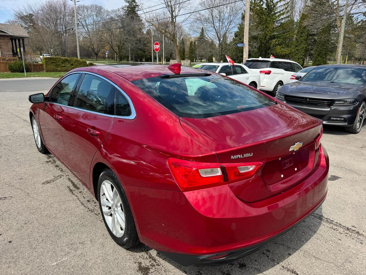 2017 Chevrolet Malibu 4dr Sdn Hybrid w/1HY Photo4
