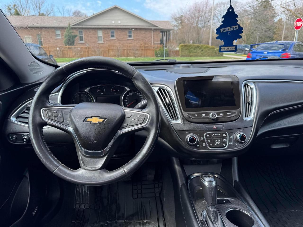 2017 Chevrolet Malibu 4dr Sdn Hybrid w/1HY Photo