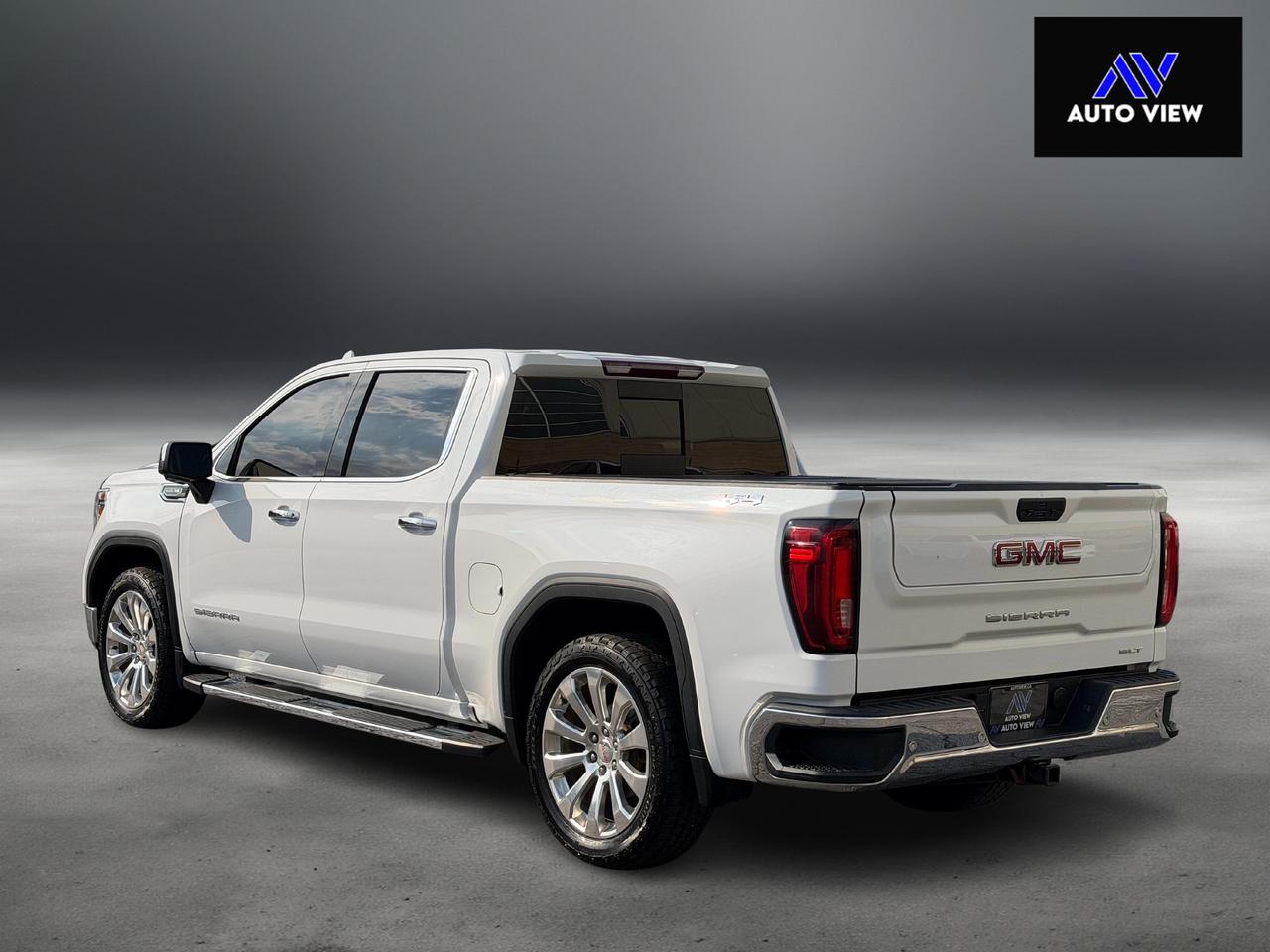 2019 GMC Sierra 1500 SLT **PREMIUM PLUS PACKAGE**CLEAN CARFAX** Photo