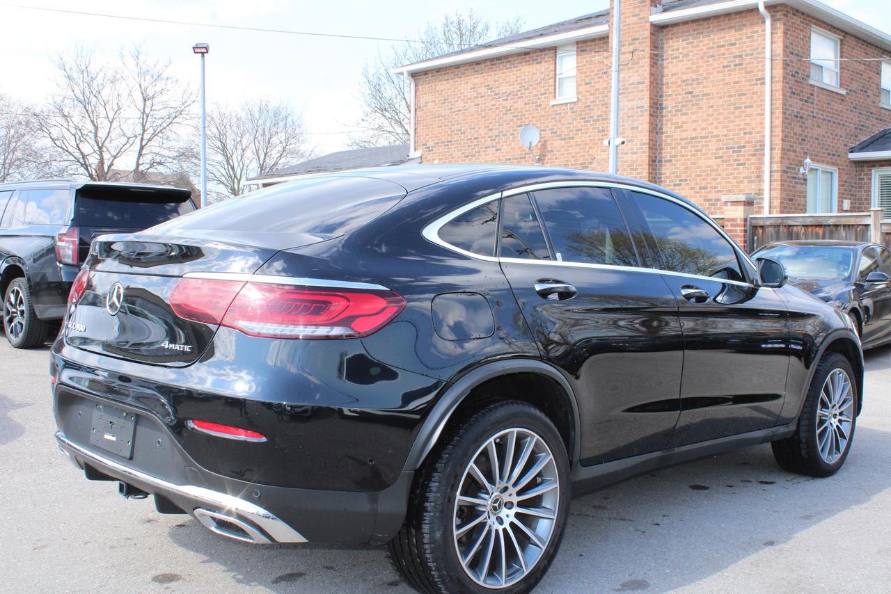 2023 Mercedes-Benz GLC-Class GLC 300 4MATIC Coupe Photo4