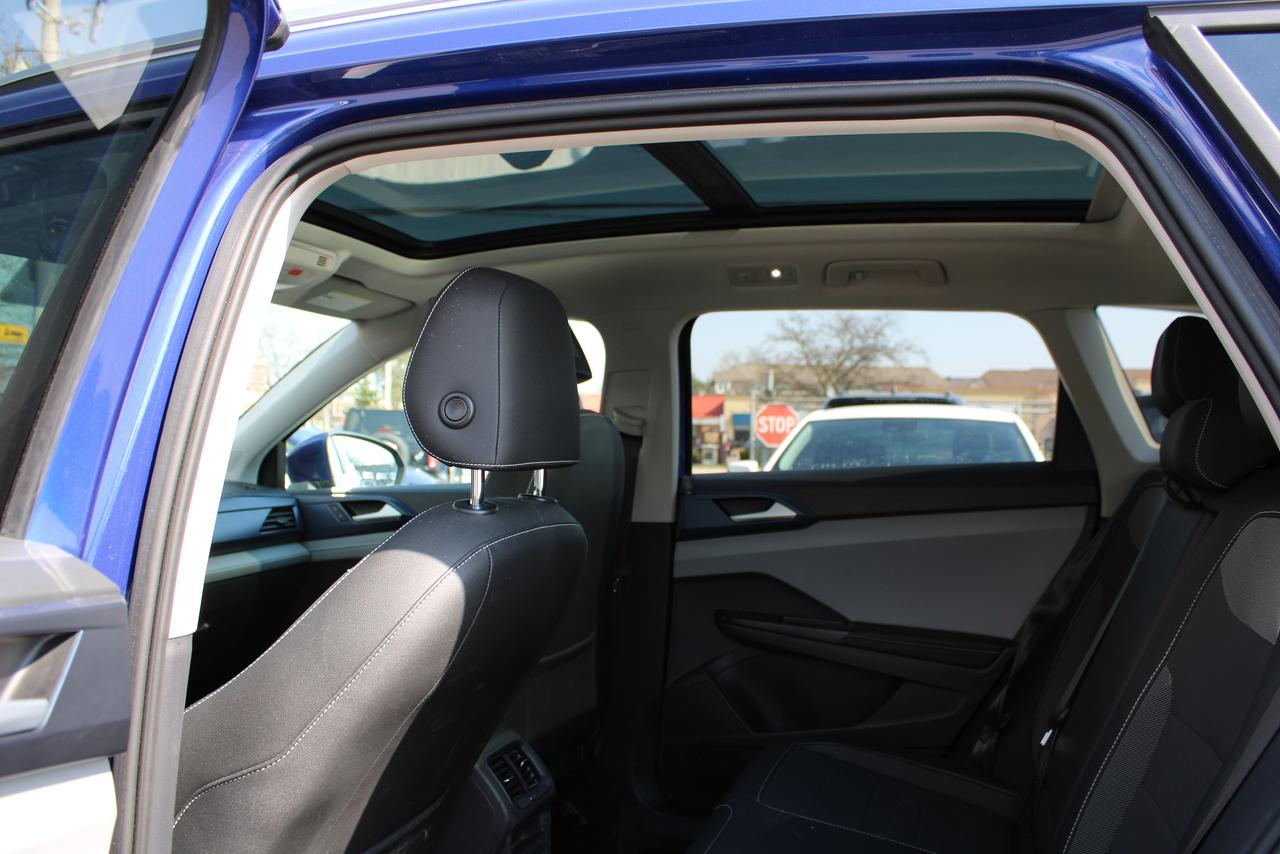 2024 Volkswagen Taos Comfortline Photo