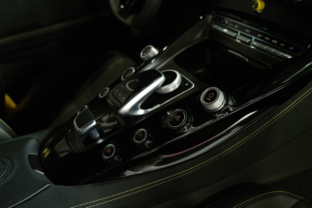 2018 Mercedes-Benz AMG GT AMG GT R Photo