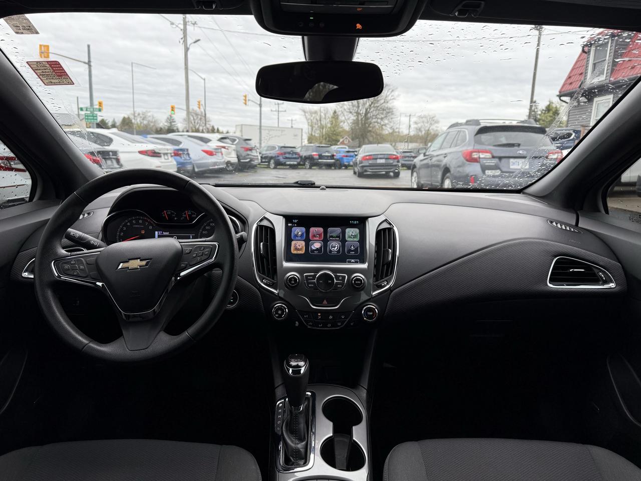 2017 Chevrolet Cruze LT Photo