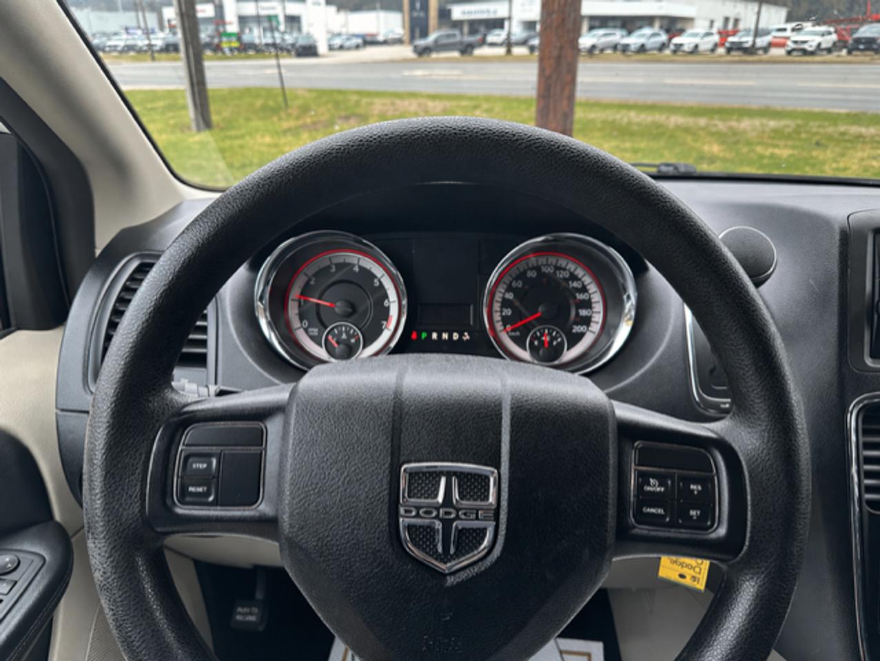2016 Dodge Grand Caravan CANADA VALUE PACKAGE Photo