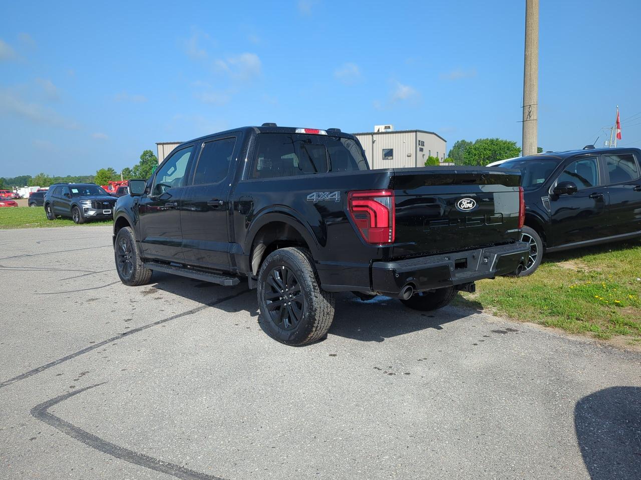 2026 Ford F-150 Lariat SuperCrew 501A 4x4 Photo3