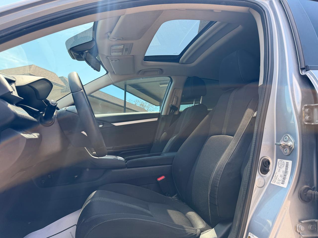 2018 Honda Civic EX NO ACCIDENTS LANE KEEP BLINDSPOT CAM HEAT SEATS Photo