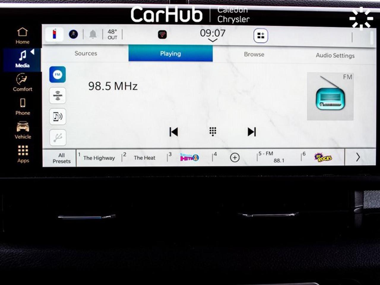 2024 Jeep Wrangler Sport S Photo