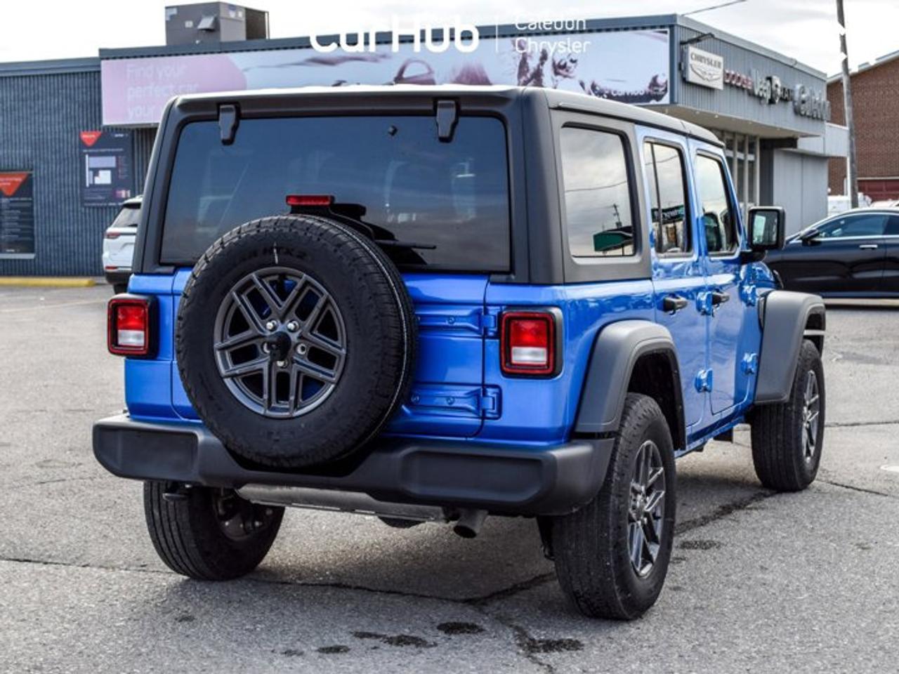 2024 Jeep Wrangler Sport S Photo
