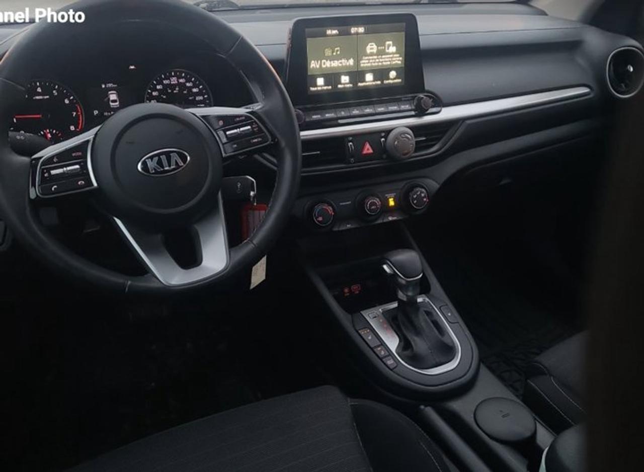 2019 Kia Forte LX | Heated Wheel + Seats | CarPlay + Android | Rear Camera | and More ! Photo2