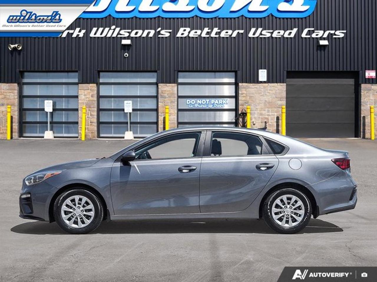 2019 Kia Forte 8,400 KM!! LX | Heated Wheel + Seats | CarPlay + Android | Rear Camera | and More ! Photo