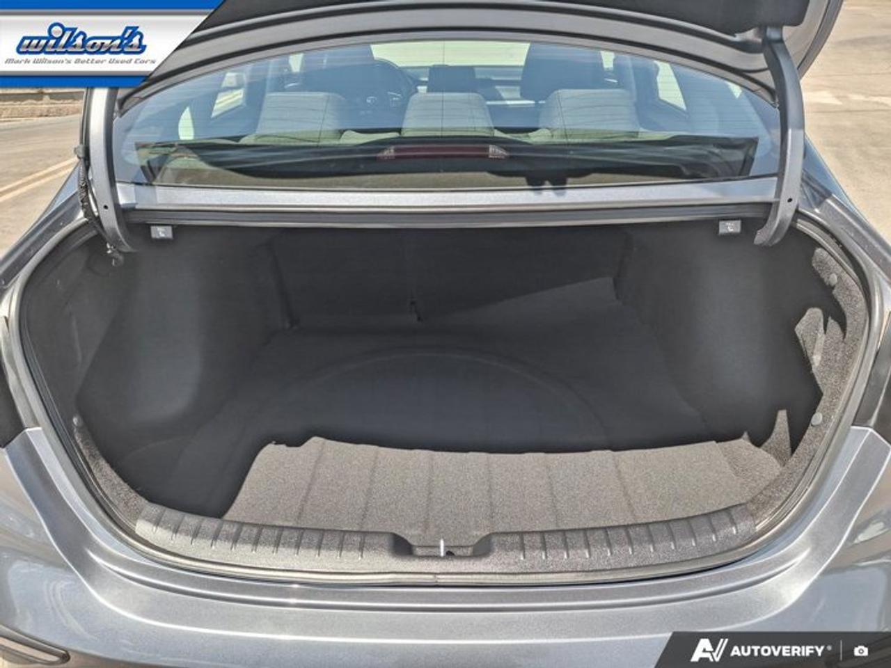 2019 Kia Forte 8,400 KM!! LX | Heated Wheel + Seats | CarPlay + Android | Rear Camera | and More ! Photo