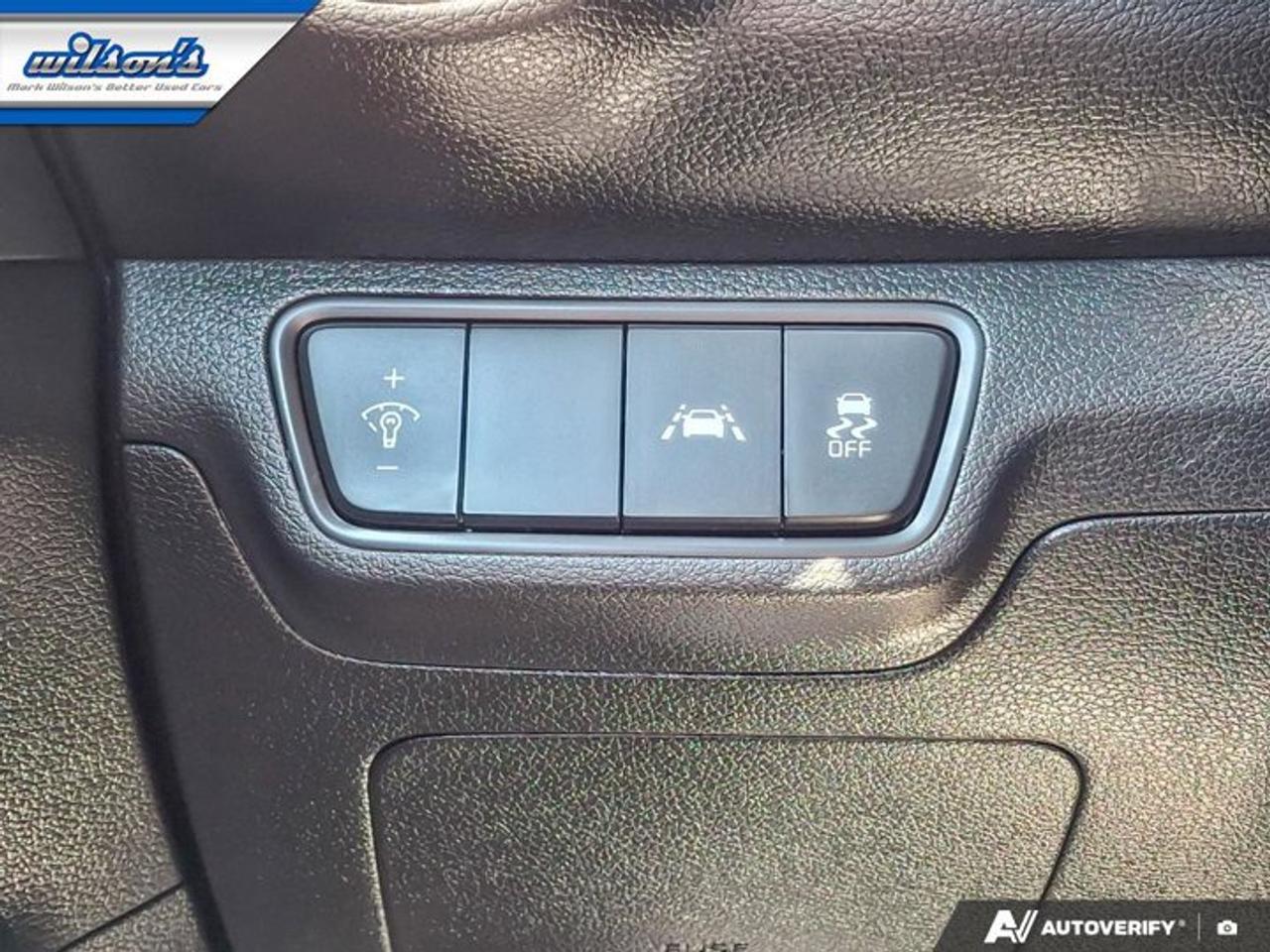 2019 Kia Forte 8,400 KM!! LX | Heated Wheel + Seats | CarPlay + Android | Rear Camera | and More ! Photo