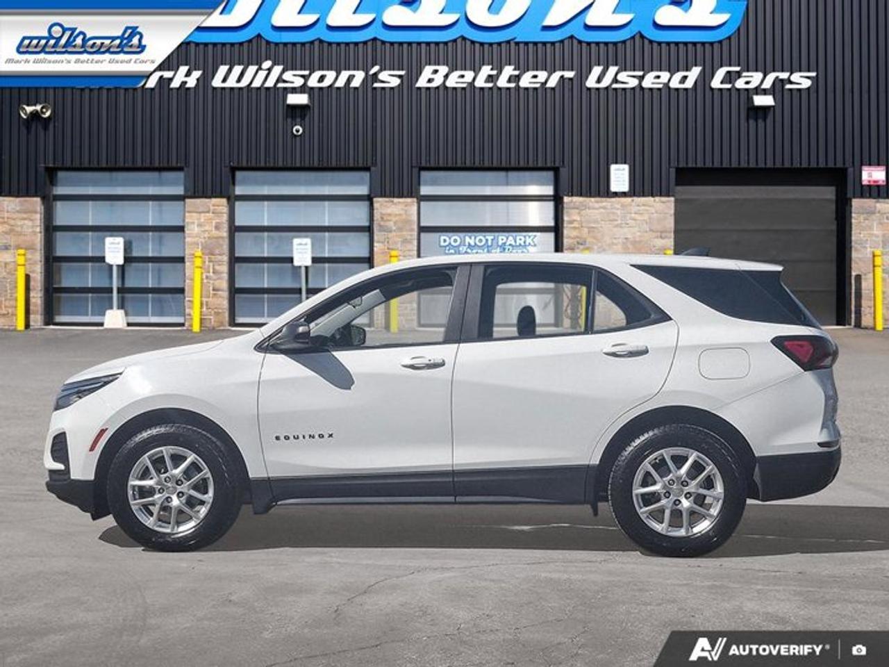 2022 Chevrolet Equinox LS AWD | Power Seat | Heated Seats | CarPlay + Android | Rear Camera | and More ! Photo