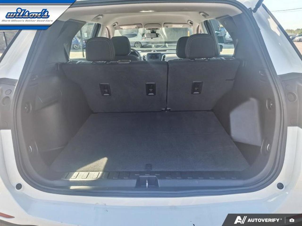 2022 Chevrolet Equinox LS AWD | Power Seat | Heated Seats | CarPlay + Android | Rear Camera | and More ! Photo