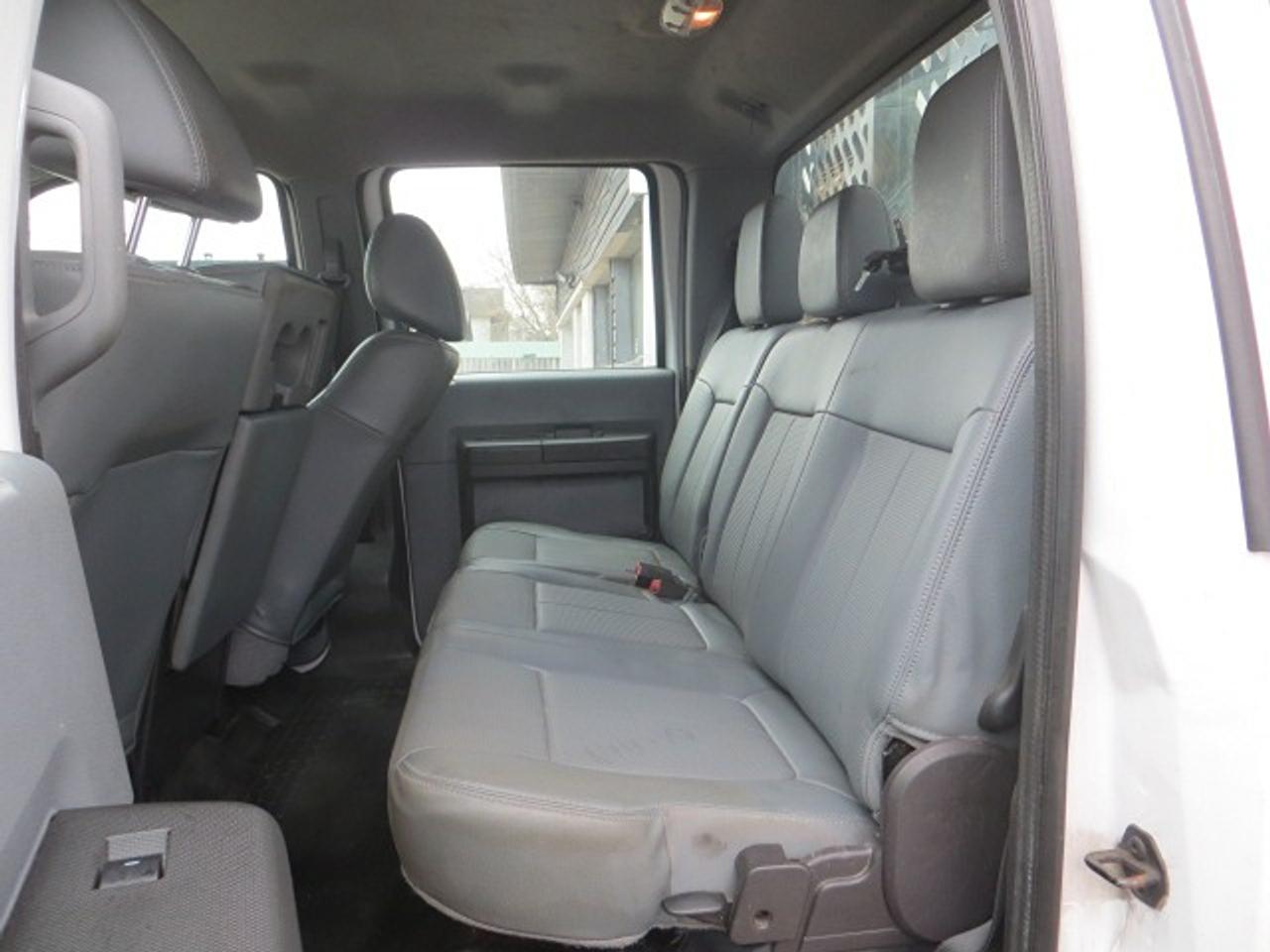 2016 Ford SUPER DUTY F-550 DRW Certified, Diesel, 4X4, Only 81k, CREW, DUALLY Photo