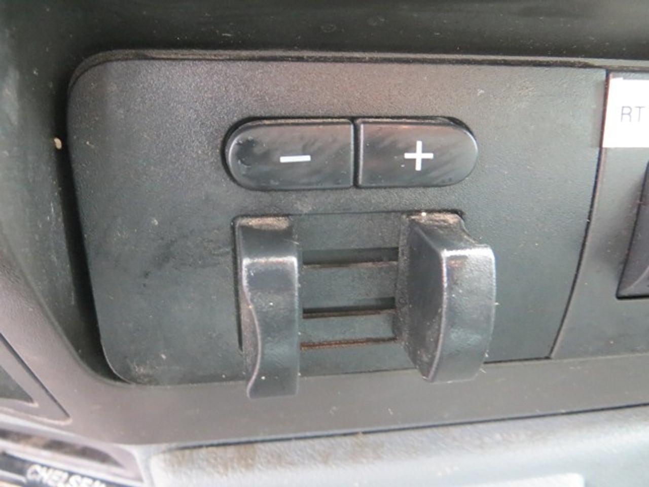 2016 Ford SUPER DUTY F-550 DRW Certified, Diesel, 4X4, Only 81k, CREW, DUALLY Photo