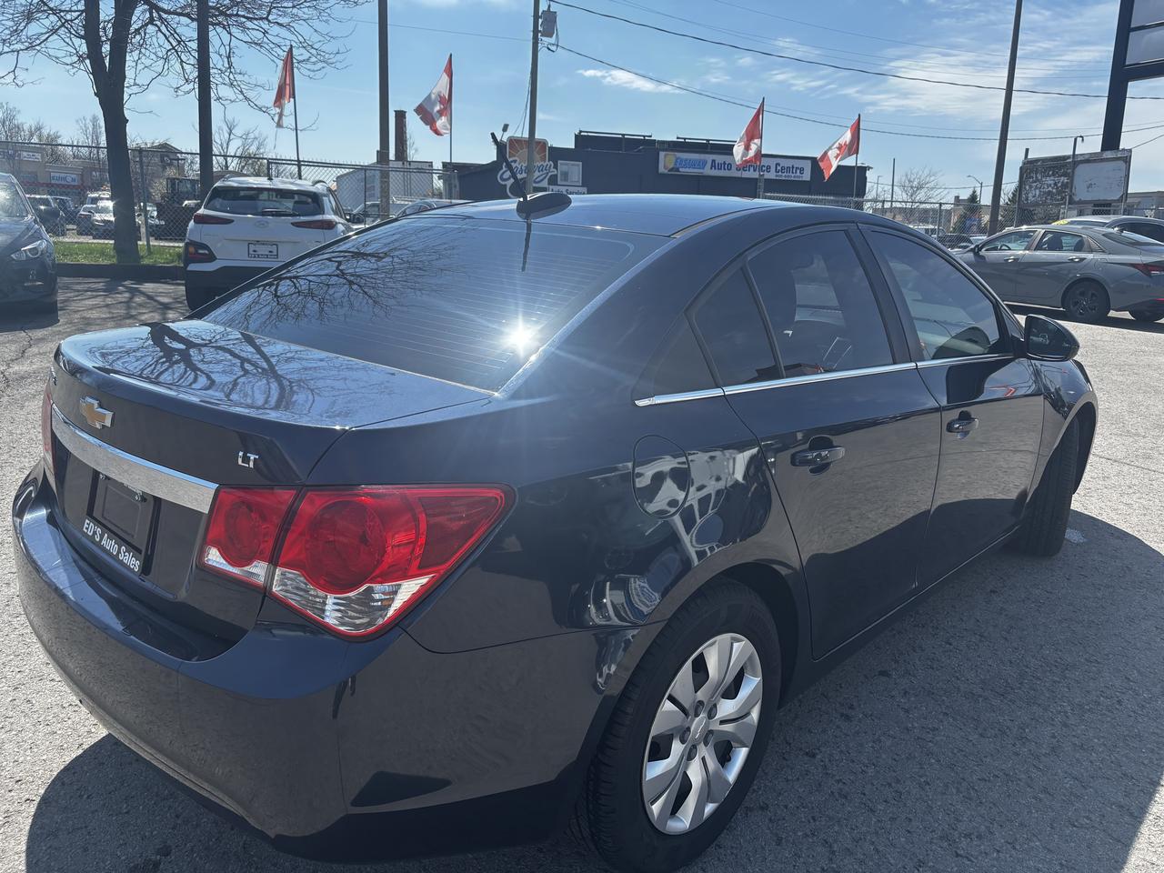 2016 Chevrolet Cruze LT, Back-Up-Camera, Keyless, Bluetooth Photo