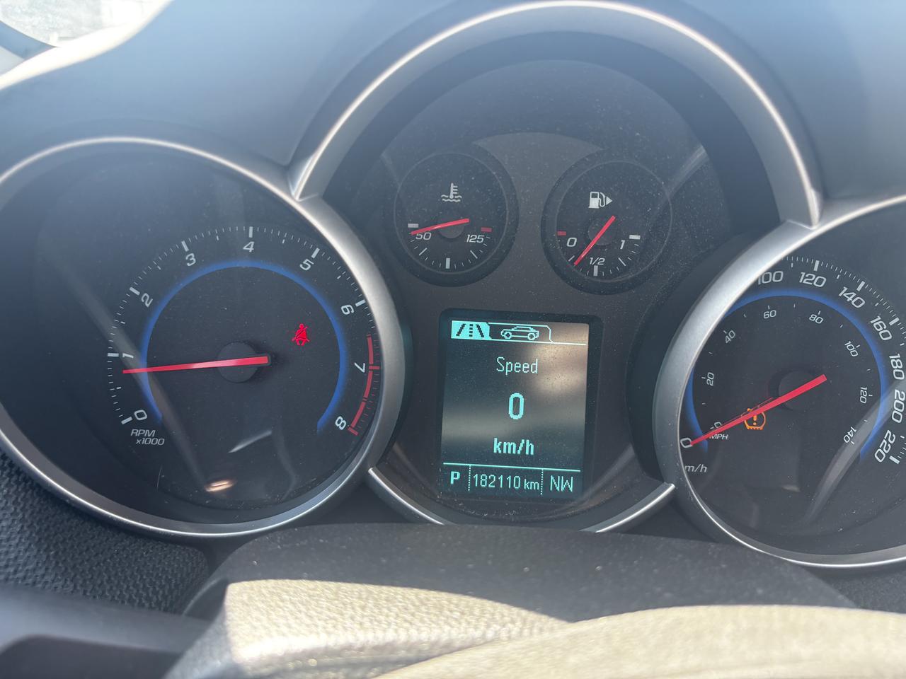 2016 Chevrolet Cruze LT, Back-Up-Camera, Keyless, Bluetooth Photo