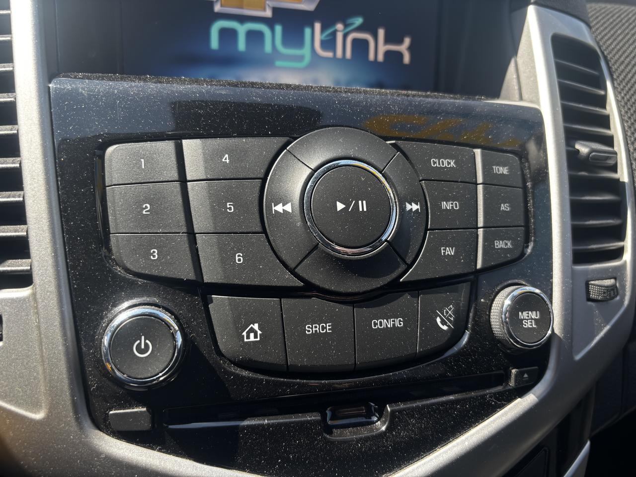 2016 Chevrolet Cruze LT, Back-Up-Camera, Keyless, Bluetooth Photo