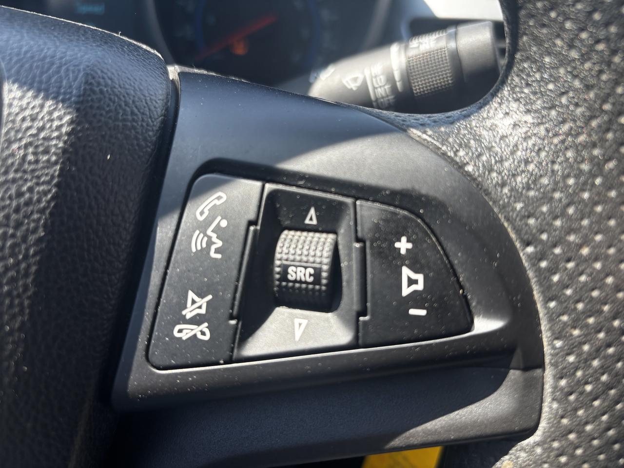 2016 Chevrolet Cruze LT, Back-Up-Camera, Keyless, Bluetooth Photo