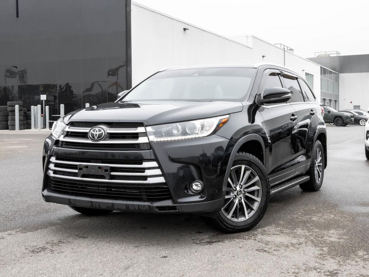 2018 Toyota Highlander XLE/ AWD / 7 PASSENGER / NAVI/ REAR CAM / MINT /AC - Photo #1