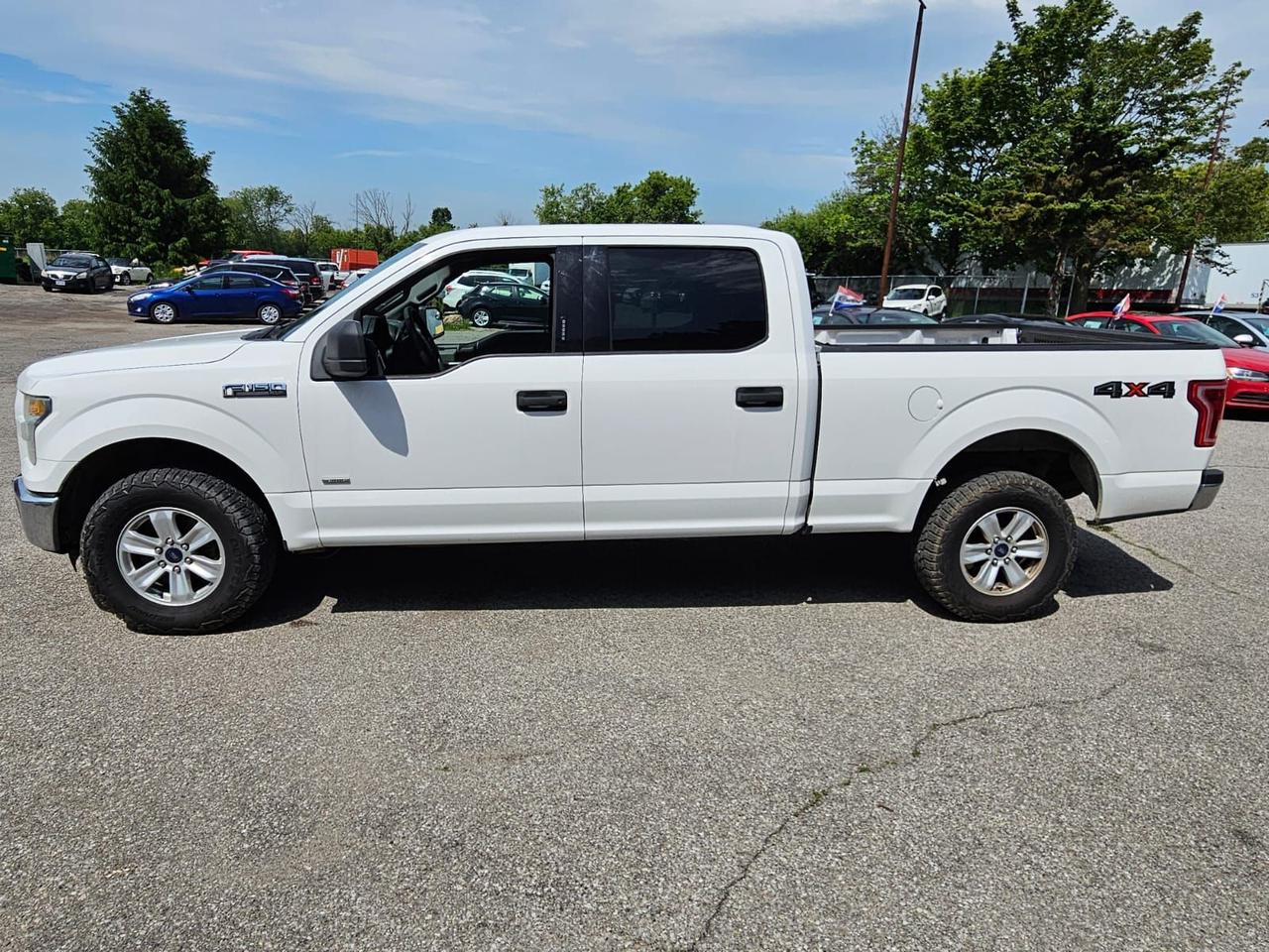 2016 Ford F-150 4WD SUPERCREW 145" XLT Photo