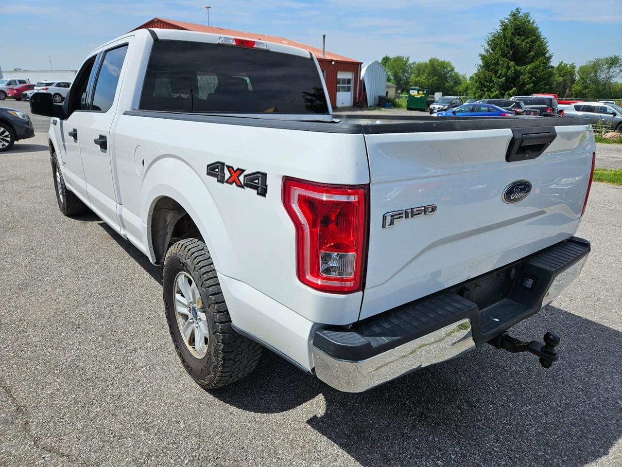 2016 Ford F-150 4WD SUPERCREW 145" XLT Photo