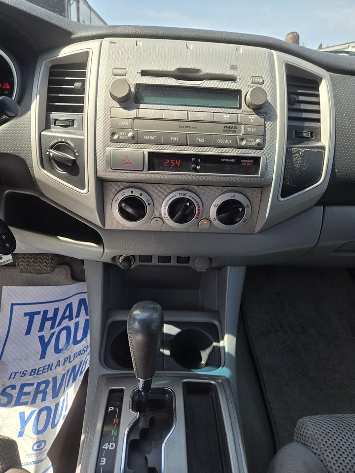 2010 Toyota Tacoma  Photo