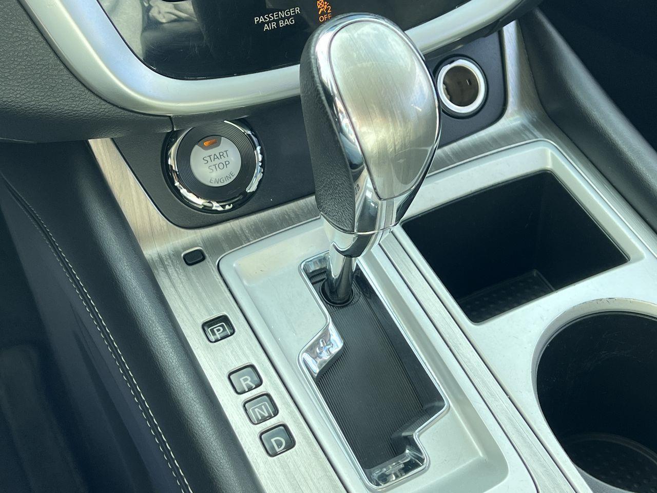2018 Nissan Murano SV AWD, MOONROOF, HEATED SEATS, SIRIUS XM, BACK UP CAM, NAV, POWER LIFTGATE!! Photo