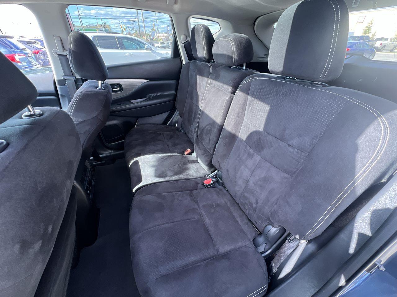 2018 Nissan Murano SV AWD, MOONROOF, HEATED SEATS, SIRIUS XM, BACK UP CAM, NAV, POWER LIFTGATE!! Photo