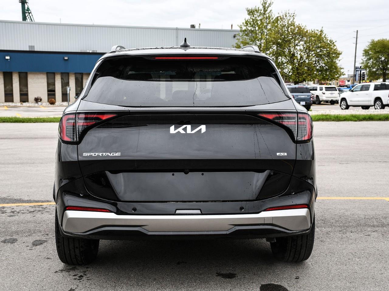 2026 Kia Sportage EX Premium w/Black Interior 2026 Kia Sportage – EX Premium Photo4