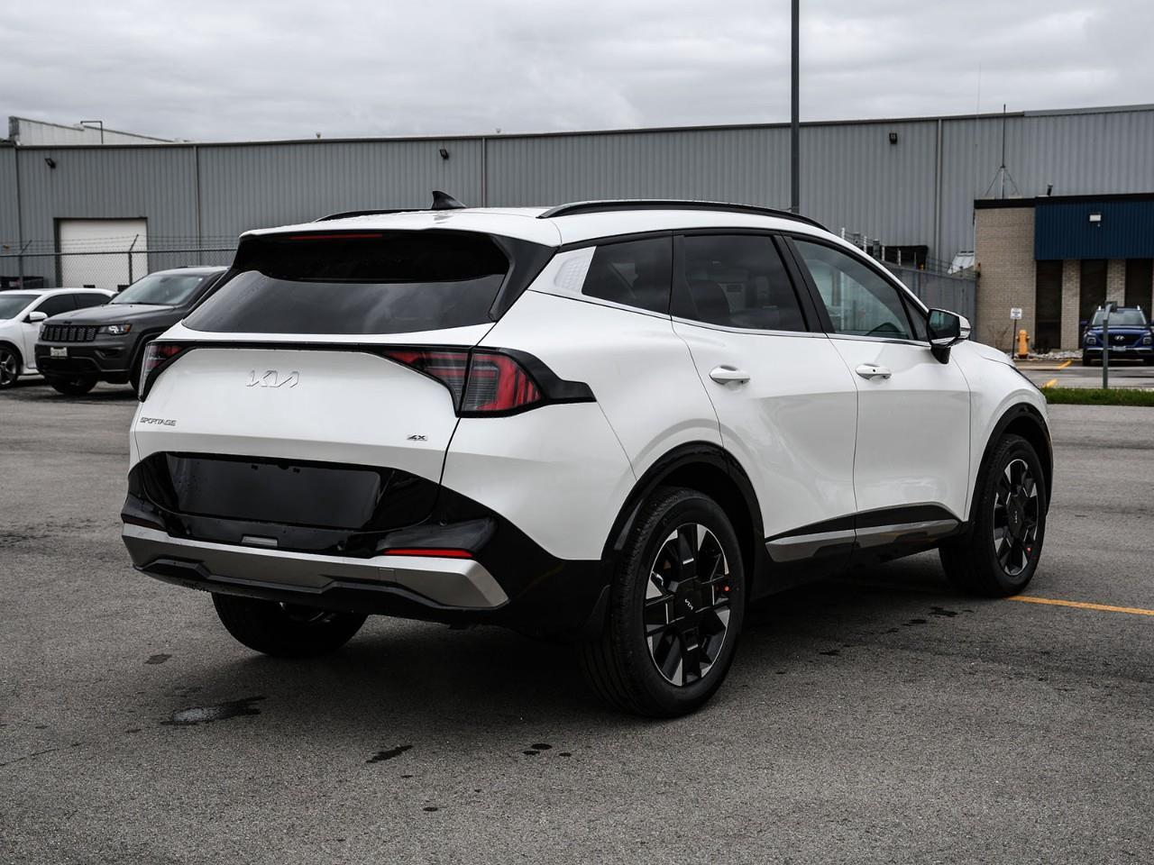 2026 Kia Sportage EX Premium w/Red Interior 2026 Kia Sportage – EX Premium Photo