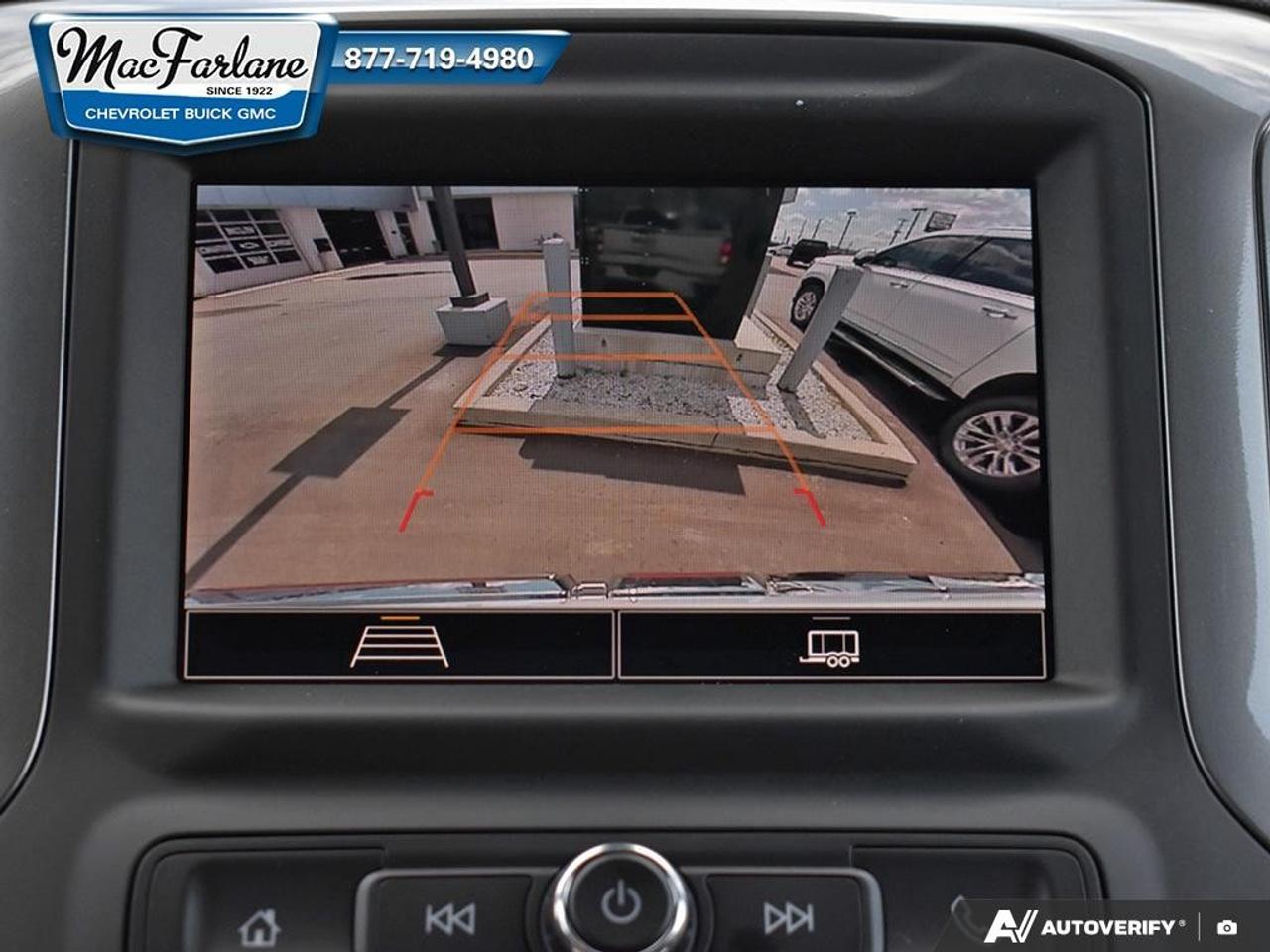 2026 GMC Sierra 1500 Crew Cab Short Box 4-Wheel Drive Pro Photo