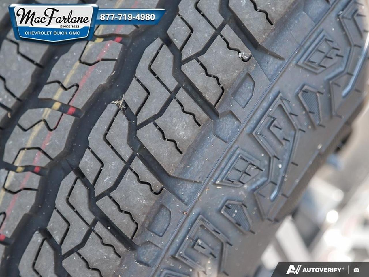 2026 GMC Acadia AWD AT4 Photo