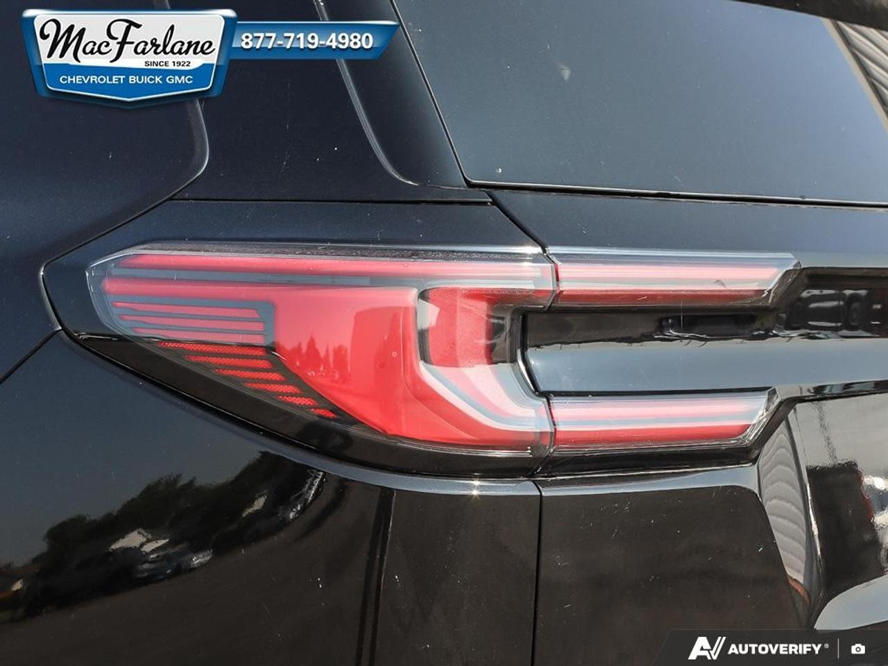 2026 GMC Acadia AWD AT4 Photo