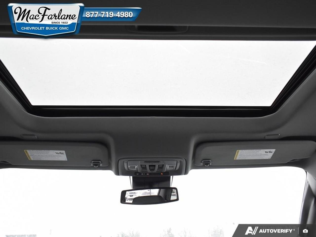 2026 GMC Sierra 1500 Crew Cab Short Box 4-Wheel Drive SLT Photo