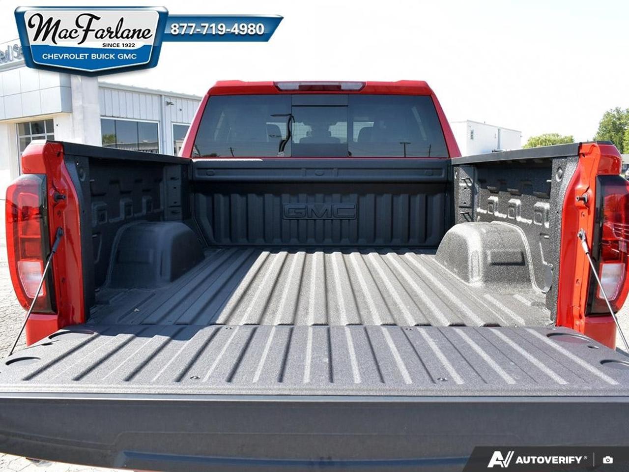 2026 GMC Sierra 1500 Crew Cab Short Box 4-Wheel Drive Elevation Photo