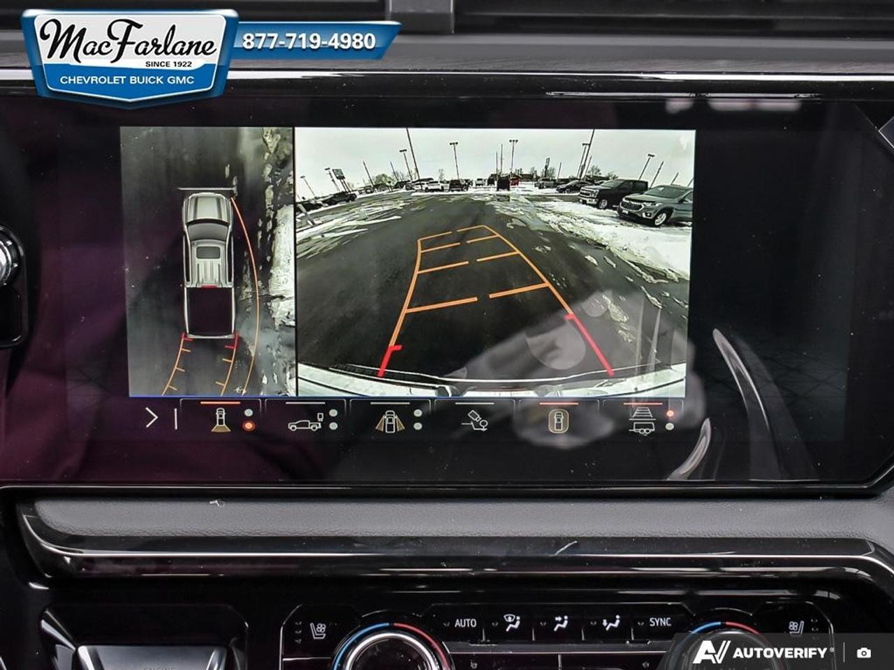 2026 GMC Sierra 1500 Crew Cab Short Box 4-Wheel Drive AT4 Photo