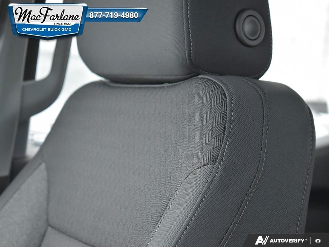 2026 GMC Sierra 1500 Crew Cab Short Box 4-Wheel Drive Pro Photo