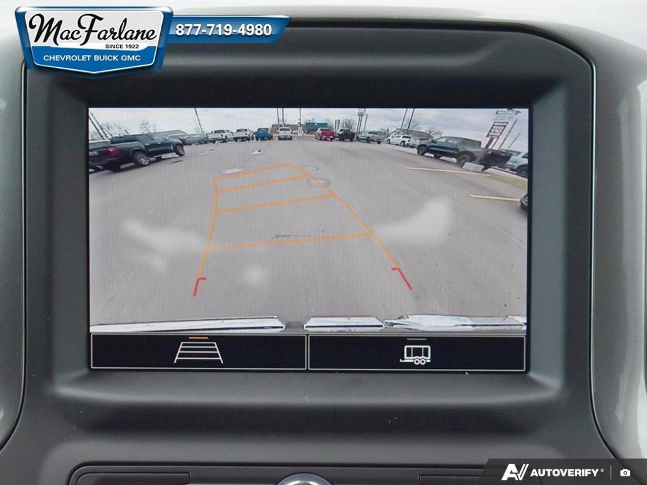 2026 GMC Sierra 1500 Crew Cab Short Box 4-Wheel Drive Pro Photo