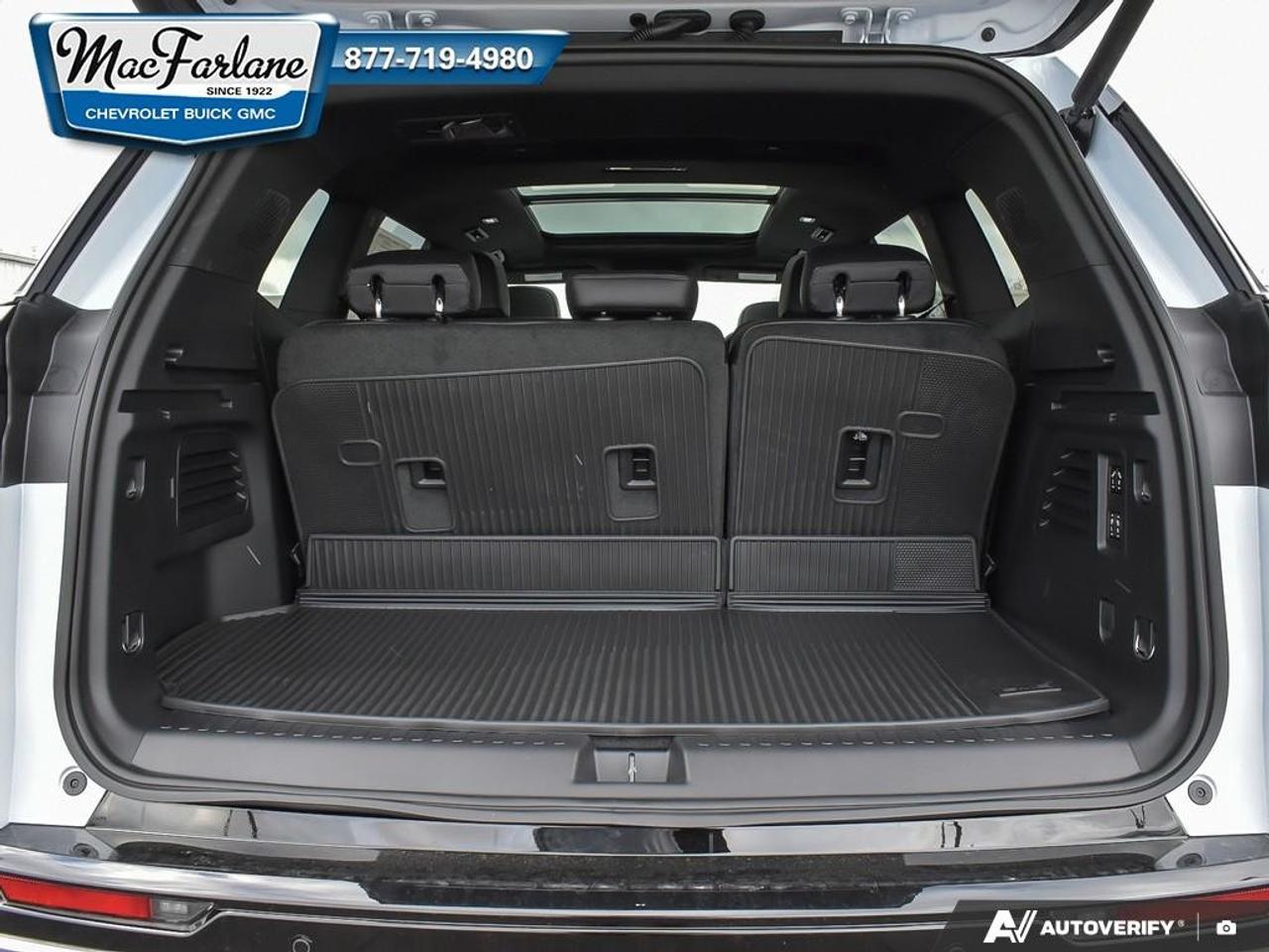 2026 GMC Acadia AWD DENALI Photo