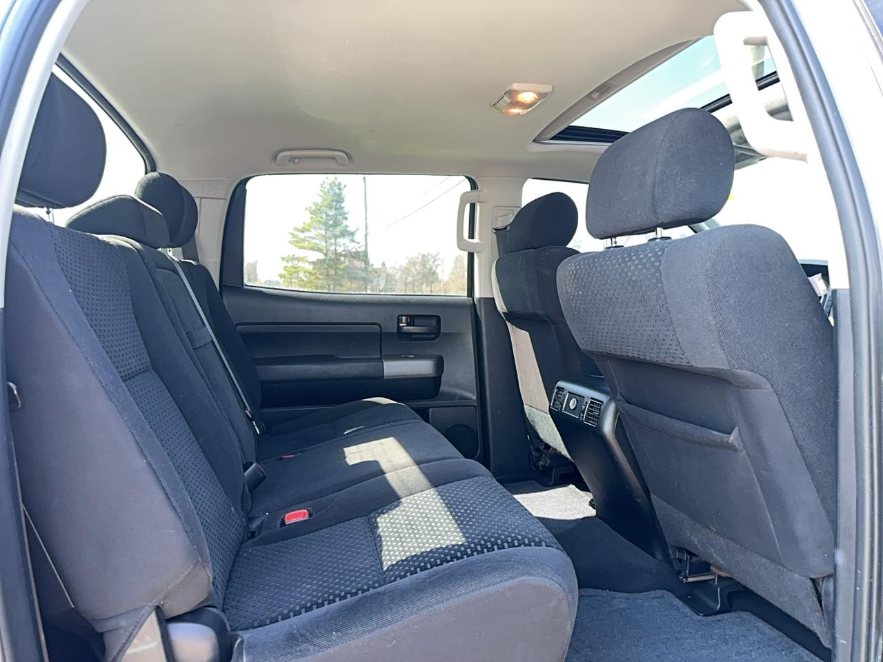 2011 Toyota Tundra SR5 Photo