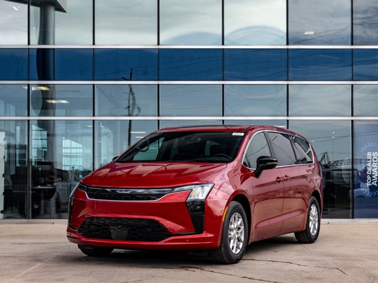 2027 Chrysler Pacifica Select Photo