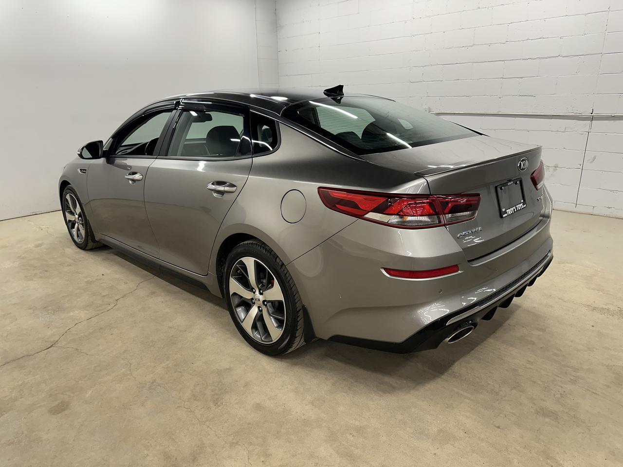 2019 Kia Optima SX TURBO Photo24