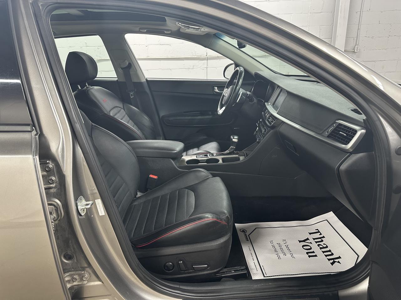 2019 Kia Optima SX TURBO Photo11