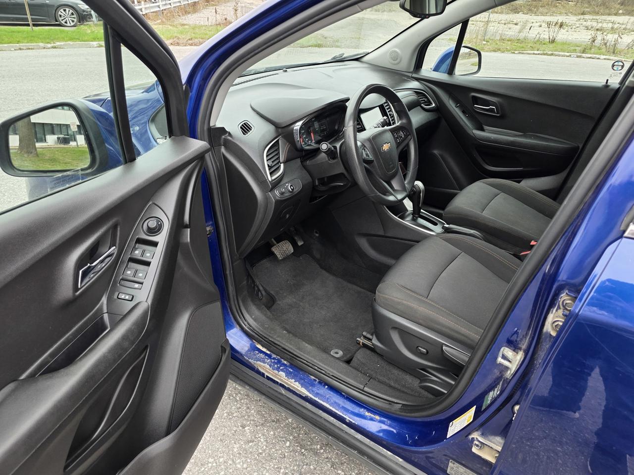 2017 Chevrolet Trax LT AWD Photo